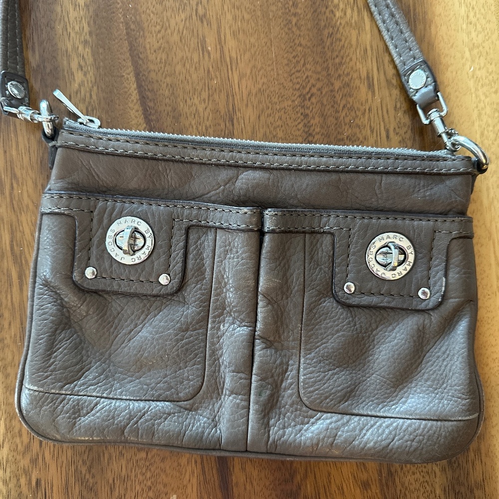 Marc Jacobs envelope cross body